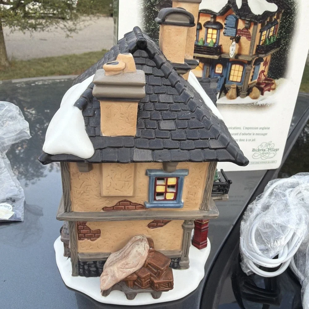 Department 56 Dickens' Village Series Collyweston Post Office Lighted 58510